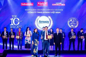 Nutrilite nhận giải thưởng: ‘Top 10 tin dùng Việt Nam 2022 ngành sản phẩm chăm sóc sức khỏe’