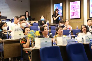 Prudential công bố danh sách các khách hàng trúng 3 chuyến du lịch châu Âu và 30 iPhone 14 Pro