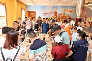 Cận cảnh không gian một trong những nhà thùng nước mắm lớn nhất Phú Quốc