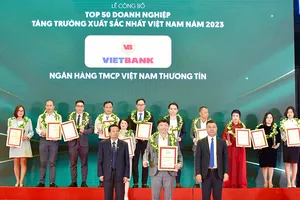 Vietbank 4 năm liền vào 'Top 50 Doanh nghiệp tăng trưởng xuất sắc nhất Việt Nam'