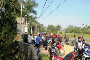 Huy động cảnh sát bảo vệ hai kẻ chộm chó