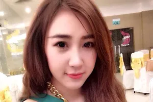 Cô giáo xinh đẹp như người mẫu