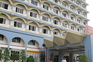 Nhảy lầu ở Bệnh viện Đa khoa Long An