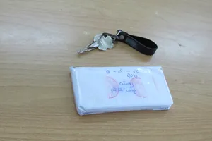 Dùng ớt bột cướp tài sản