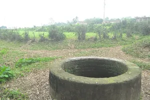 Người mẹ nhận ném con gái 3 tháng tuổi xuống giếng làng