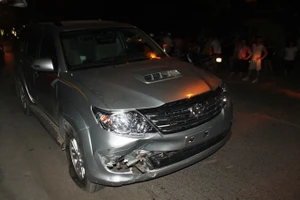 Xe “điên” không biển số gây tai nạn liên hoàn rồi bỏ chạy