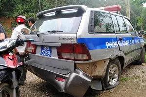 Hàng chục cảnh sát bao vây bắt đối tượng lái xe tông vào CSGT