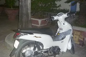 Lừa bạn thân lấy xe mang đi cầm