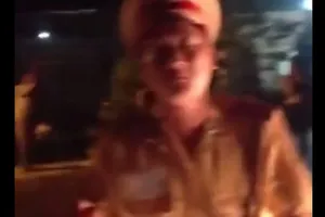 Đám đông đấu lý với CSGT, “giải cứu” người vi phạm