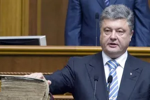 Tổng thống Ukraine thề không thỏa hiệp với Nga về Crime