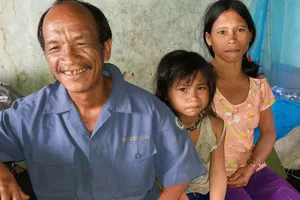 Khắc nghiệt “sinh đôi giết một”