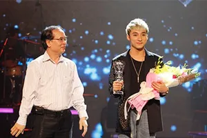 Sơn Tùng chính thức bị rút ca khúc khỏi BHYT