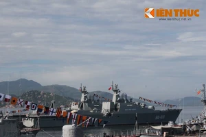 Cận cảnh hoạt động huấn luyện trên tàu hộ vệ “Vua Đinh”