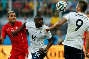 Pháp tỏa sáng thắng Thụy Sĩ 5-2