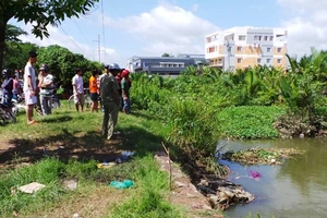 Phát hiện thi thể một phụ nữ dưới kênh ở Sài Gòn