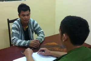 Gã hàng xóm và lời đề nghị khiếm nhã