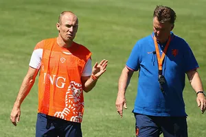 Hà Lan thắng Costa Rica 2-1 ?