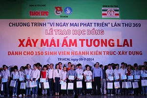 Tiếp sức cho 150 sinh viên học giỏi mưu sinh