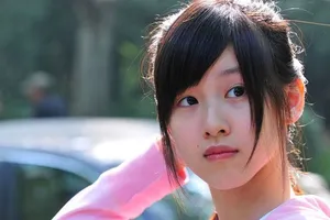 Tô Hữu Bằng trả 7 tỷ đồng mời hot girl 9x đóng phim