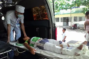 Lật toa xe tại Khu du lịch núi Bà Đen, 14 người cấp cứu