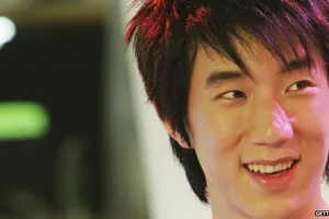 Thành Long xin lỗi vì con trai dính đến cần sa