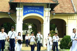 Trường THPT chuyên Lê Hồng Phong có hiệu trưởng mới