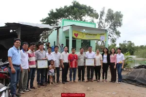 Vĩnh Tường "Tôn vinh Người thợ thi công"