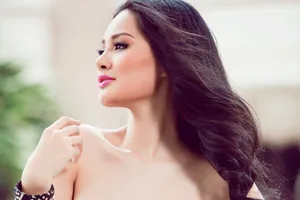 Những mỹ nhân một con 'trông mòn con mắt' của showbiz Việt