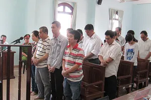 Cần Thơ: Đang xét xử vụ án chứa mại dâm, môi giới mại dâm 