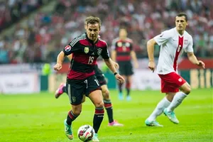 Tuyển Đức gục ngã tại Ba Lan