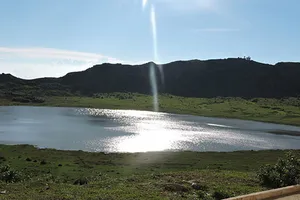 Chiêm ngưỡng cảnh đẹp 'hút hồn' ở biển đảo Lý Sơn