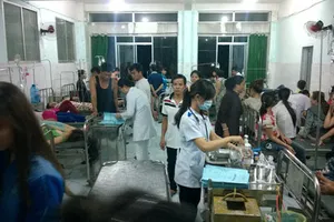 Cản trở báo chí tác nghiệp, đình chỉ một giám đốc bệnh viện 