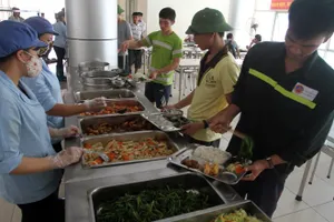 Những chuyện ghi từ dưới… 'âm phủ': Kiếm ăn trên đất mỏ…(kỳ 2)