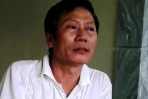 Toán cướp tiệm vàng hành động chỉ trong 3 phút