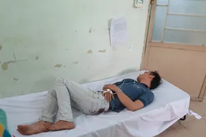 Bắn bị thương hai kẻ cướp giật liều lĩnh 