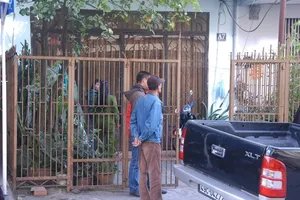 Hai nữ sinh chết bí ẩn trong tư thế treo cổ