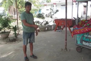 Thuê ôtô đi cướp thùng tiền đám cưới