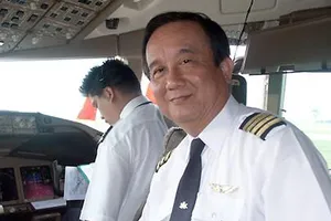 Đại tá Nguyễn Thành Trung: 'Phi công không thể bấm nhầm nút khẩn cấp'