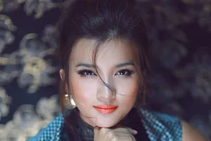 Kim Tuyến cuốn hút khi làm mẫu ảnh