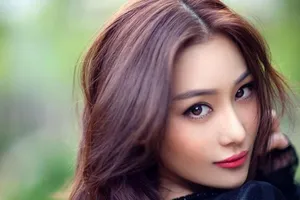 5 chân dài Hoa ngữ nổi tiếng trên phim nhờ thân hình rực lửa