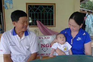 Gia đình cháu bé văng khỏi bụng mẹ bãi nại cho tài xế gây tai nạn