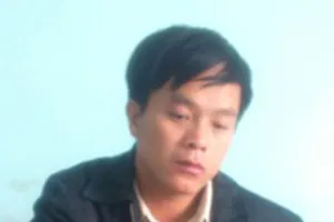 Bắt quả tang thầy giáo hiếp dâm trẻ em tại khu tập thể