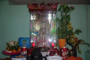 Lễ vật cúng mùng 1 Tết và tục kiêng quét nhà