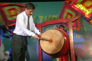 Biển đảo Tổ quốc trong ngày Thơ Việt Nam