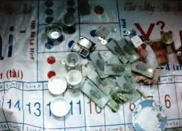 Truy bắt người phụ nữ lập sòng đánh bạc để thu xâu