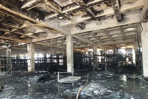 Cảnh tan hoang tại nhà xưởng SamHo sau khi bị cháy