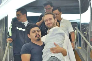 Nick Vujicic hành trình đến quê hương Bác 