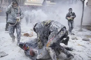 Ngày Cá tháng 4 ngộ nghĩnh ở các nước