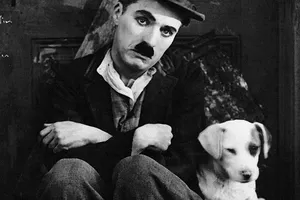 Vua hề Sác-lô bị tố cáo “độc ác, vô nhân đạo”