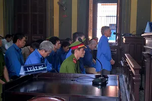 Phúc thẩm vụ tham ô 130 tỷ đồng: Các bị cáo đề nghị xem lại tội danh